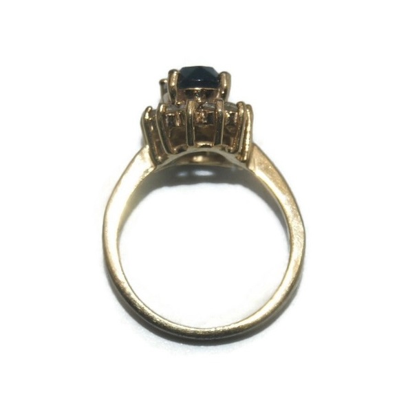 Vintage Gold Tone, Oval Faux Aquamarine and Clear Rhinestones Size 7.5 - Picture 2 of 4